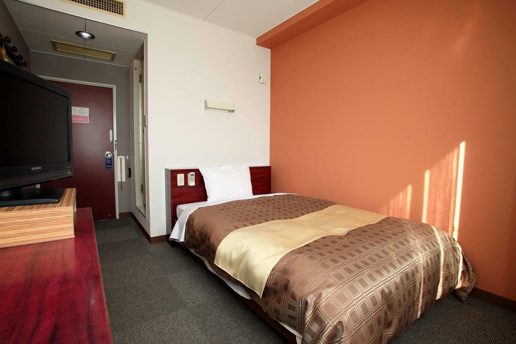 Hotel 1-2-3 Kofu Shingen Onsen Zimmer foto